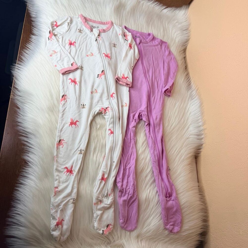 Kyte BABY Unicorn Long Sleeve Zip Up Footie Sleeper Bundle Size 12-18 Months